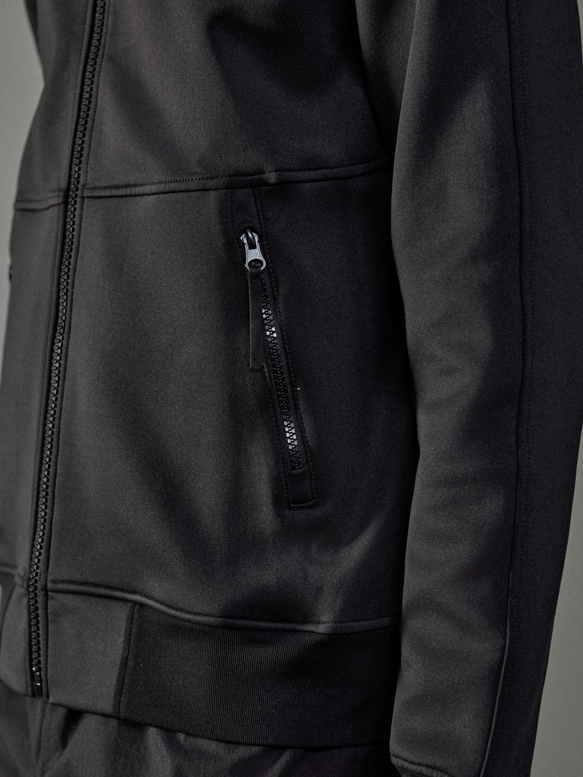 FULL-ZIP SWEATSHIRT